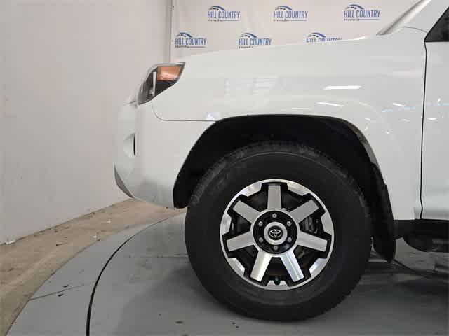 Photo of 2021 Super White Toyota 4Runner