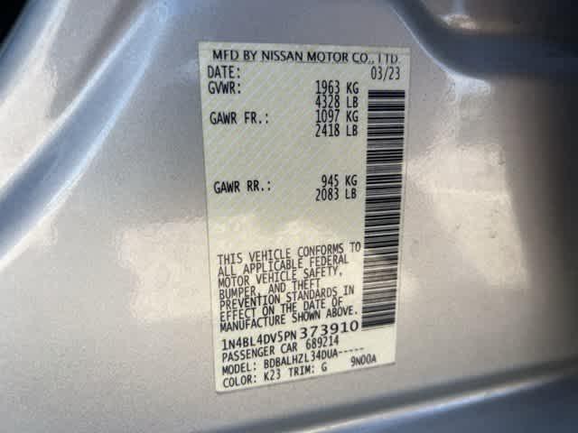 Photo of 2023 Brilliant Silver Metallic Nissan Altima
