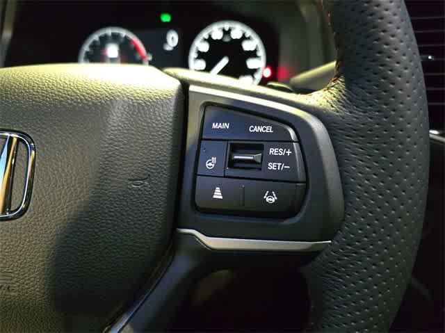Photo of 2025 Platinum White Pearl Honda Ridgeline