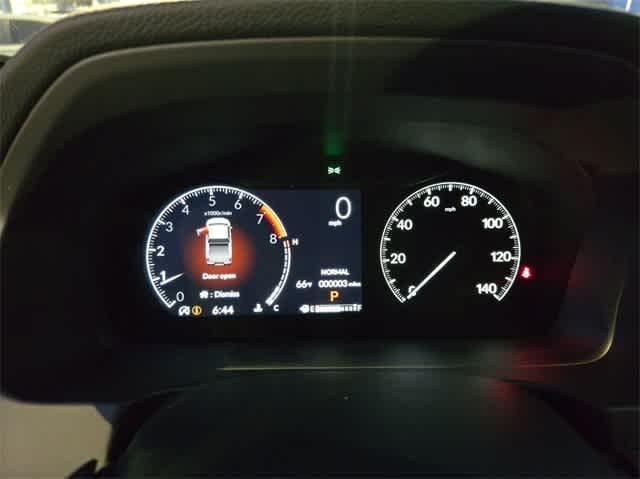 Photo of 2025 Platinum White Pearl Honda Ridgeline