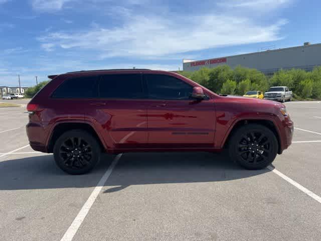 Photo of 2021 Velvet Red Pearlcoat Jeep Grand Cherokee