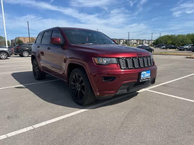 Photo of 2021 Velvet Red Pearlcoat Jeep Grand Cherokee