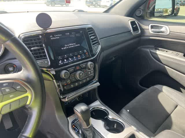 Photo of 2021 Velvet Red Pearlcoat Jeep Grand Cherokee