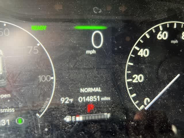 Photo of 2024 Lunar Silver Metallic Honda CR-V Hybrid