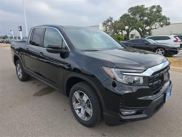 Photo of 2025 Crystal Black Pearl Honda Ridgeline