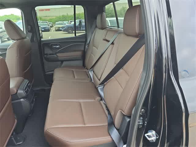 Photo of 2025 Crystal Black Pearl Honda Ridgeline