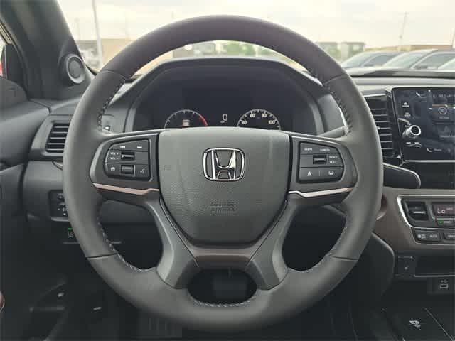 Photo of 2025 Crystal Black Pearl Honda Ridgeline