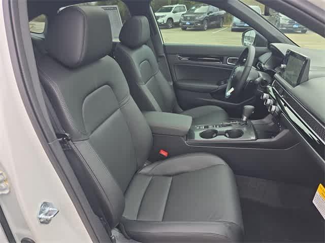 Photo of 2025 Platinum White Pearl Honda Civic Hybrid