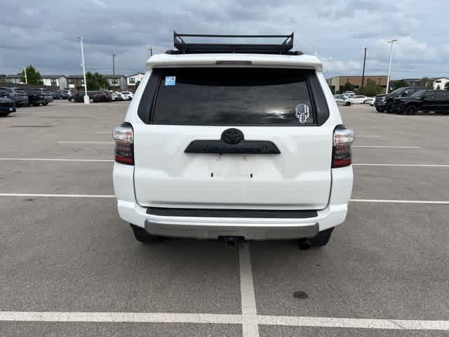 Photo of 2019 Super White Toyota 4Runner