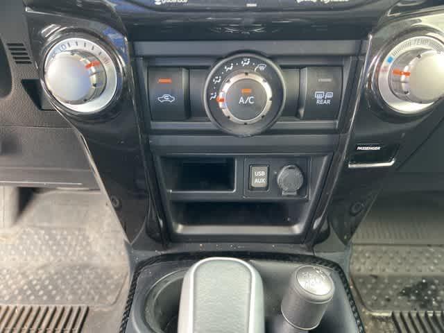 Photo of 2019 Super White Toyota 4Runner