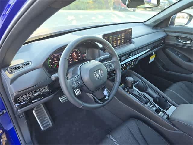 Photo of 2025 Still Night Pearl Honda Accord Hybrid
