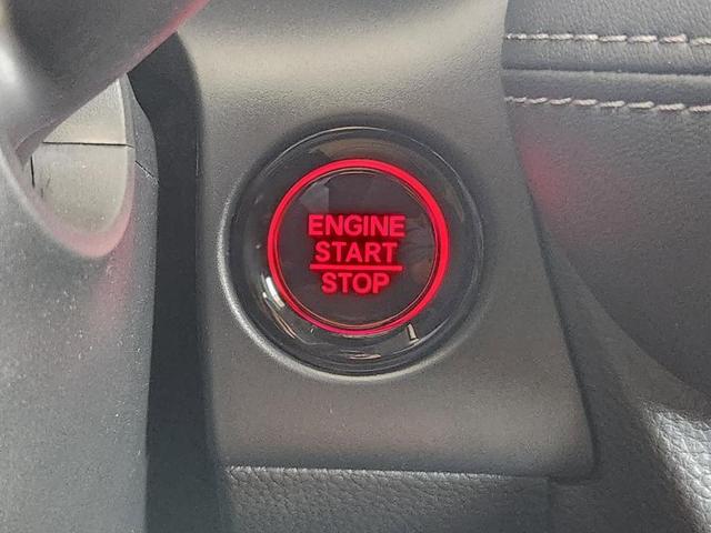 Photo of 2026 Platinum White Pearl Honda HR-V