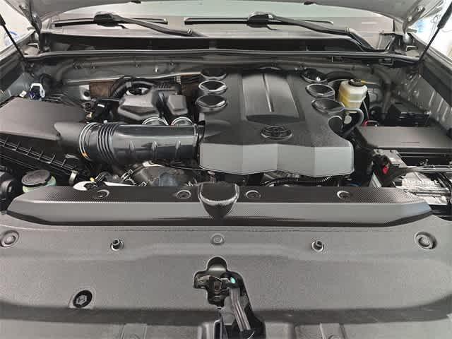 Photo of 2021 Classic Silver Metallic Toyota 4Runner