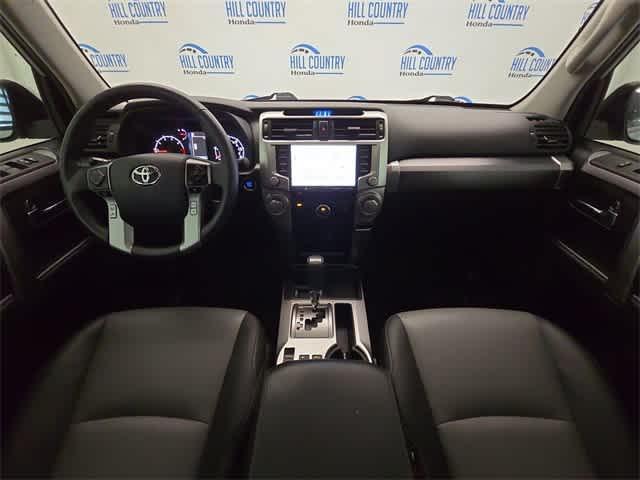 Photo of 2021 Classic Silver Metallic Toyota 4Runner