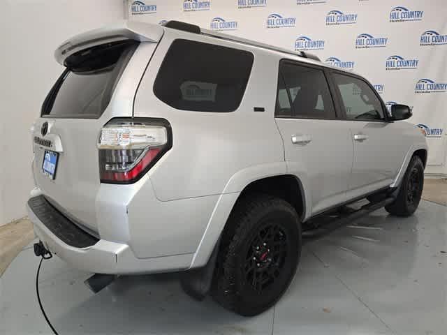 Photo of 2021 Classic Silver Metallic Toyota 4Runner