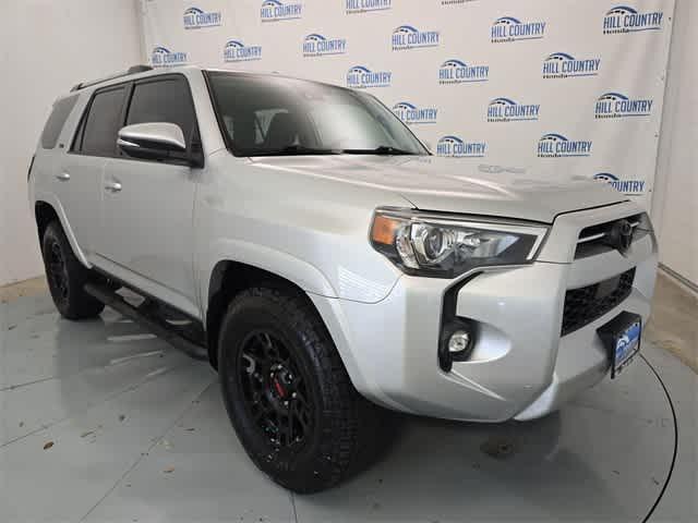 Photo of 2021 Classic Silver Metallic Toyota 4Runner