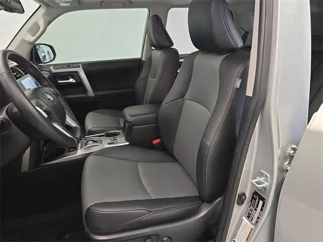 Photo of 2021 Classic Silver Metallic Toyota 4Runner