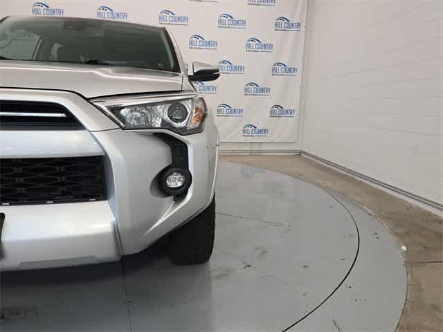Photo of 2021 Classic Silver Metallic Toyota 4Runner