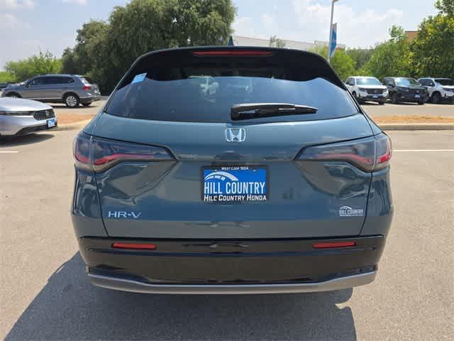Photo of 2026 Pearl Honda HR-V