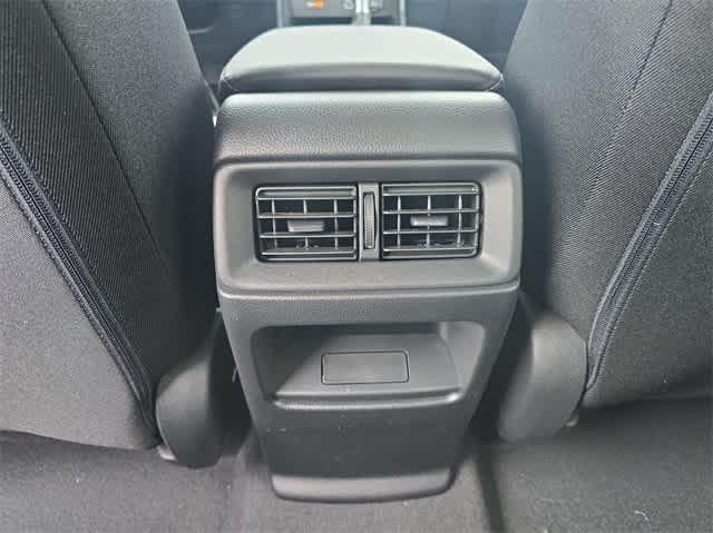 Photo of 2025 Platinum White Pearl Honda CR-V