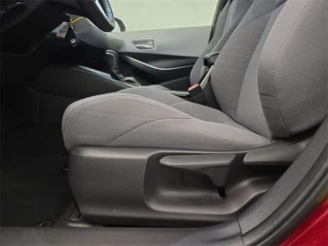 Photo of 2022 Ruby Flare Pearl Toyota Corolla