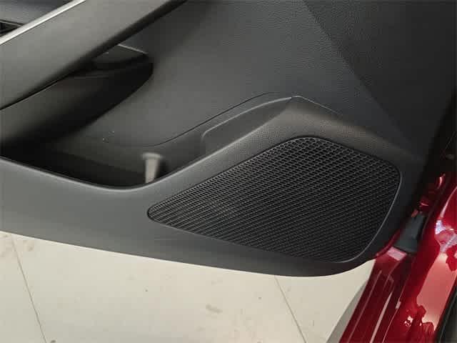 Photo of 2022 Ruby Flare Pearl Toyota Corolla