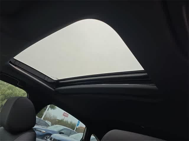 Photo of 2025 Platinum White Pearl Honda Civic Hybrid