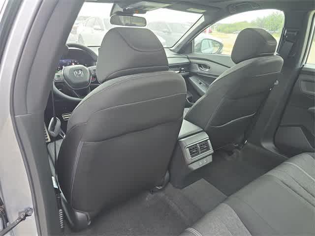 Photo of 2025 Solar Silver Metallic Honda Accord Hybrid