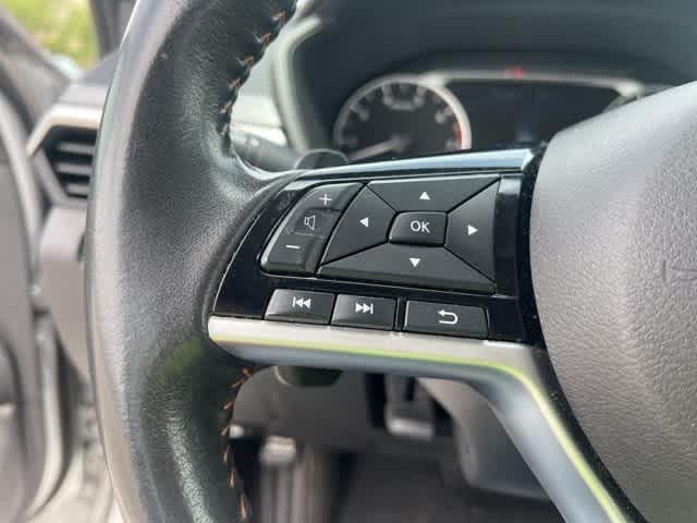 Photo of 2023 Brilliant Silver Metallic Nissan Altima