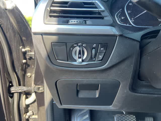 Photo of 2022 Black Sapphire Metallic BMW X3