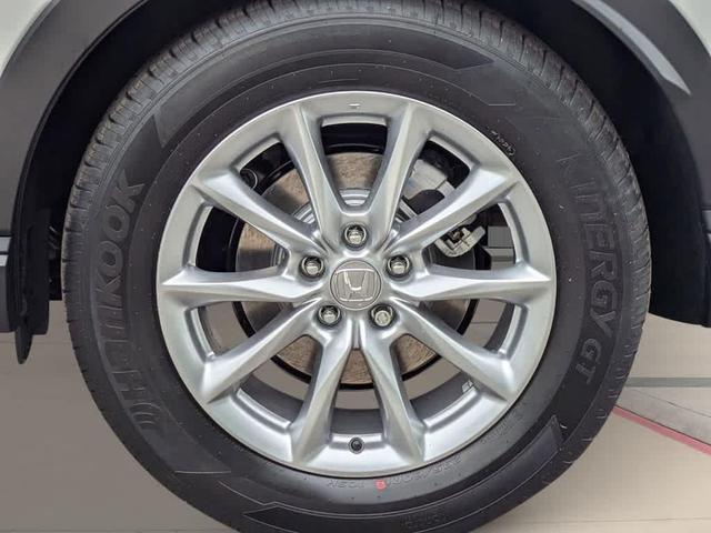 Photo of 2026 Platinum White Pearl Honda CR-V
