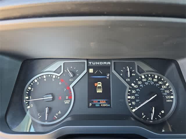 Photo of 2022 White Toyota Tundra