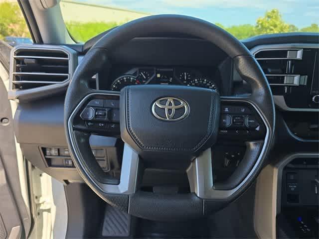 Photo of 2022 White Toyota Tundra