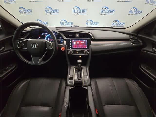 Photo of 2017 White Honda Civic
