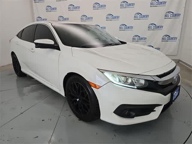 Photo of 2017 White Honda Civic
