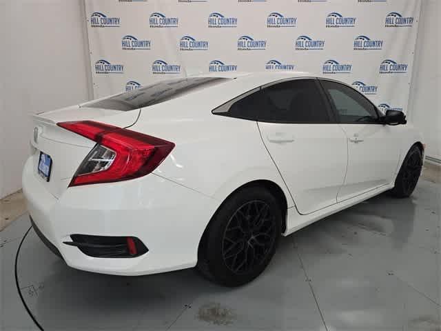 Photo of 2017 White Honda Civic