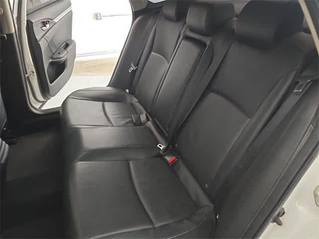 Photo of 2017 White Honda Civic