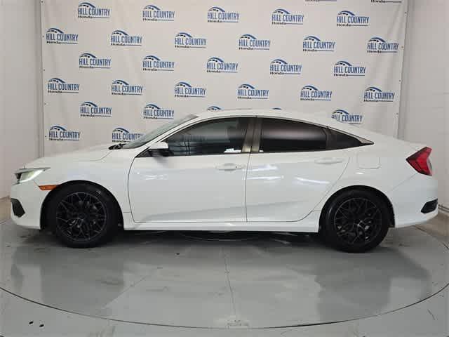 Photo of 2017 White Honda Civic
