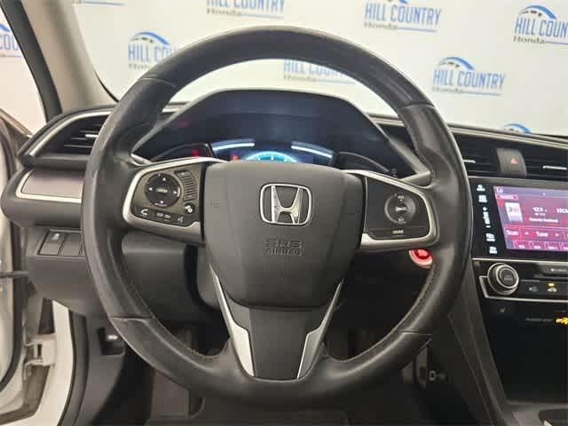Photo of 2017 White Honda Civic