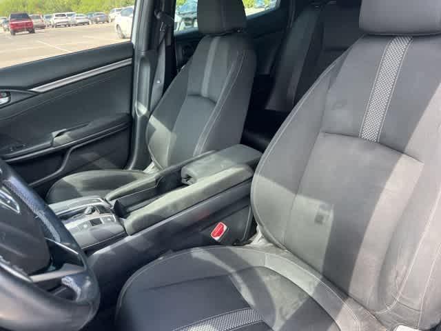 Photo of 2021 Platinum White Pearl Honda Civic
