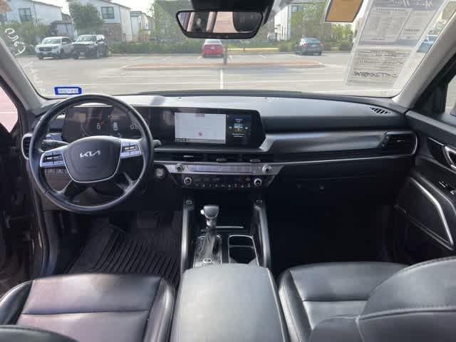Photo of 2023 Dark Moss Kia Telluride