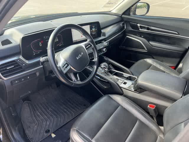 Photo of 2023 Dark Moss Kia Telluride