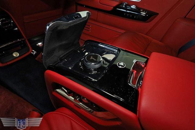 Photo of 2023 Black Diamond Rolls-Royce Phantom