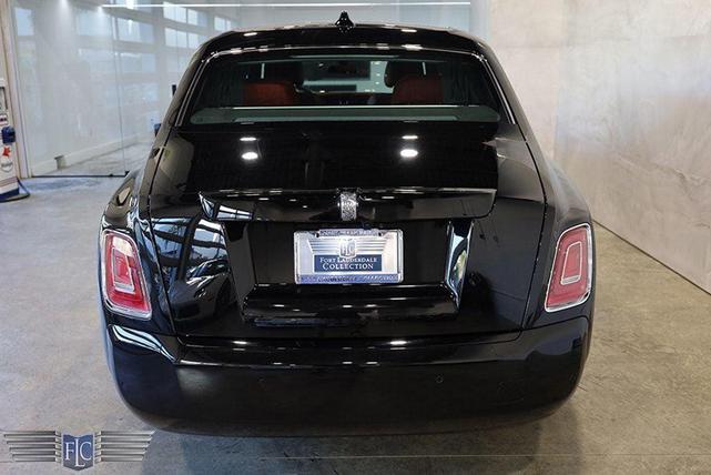 Photo of 2023 Black Diamond Rolls-Royce Phantom