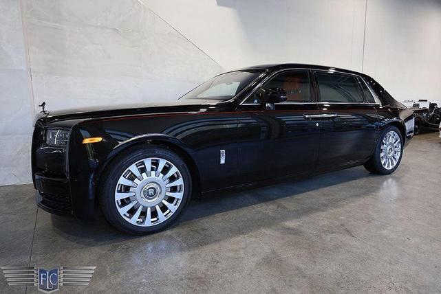 Photo of 2023 Black Diamond Rolls-Royce Phantom