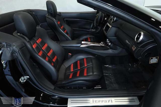 Photo of 2012 Nero Ferrari California