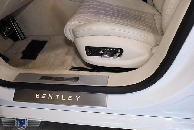 Photo of 2020 Glacier White Solid Bentley Flying Spur