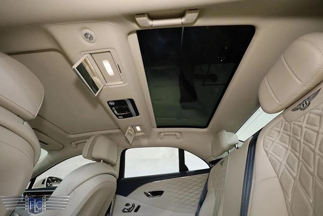Photo of 2020 Glacier White Solid Bentley Flying Spur