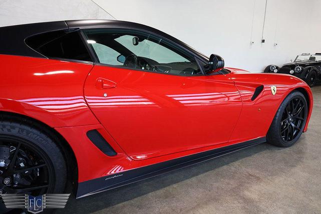 Photo of 2011 Rosso Corsa / Nero Opaco Ferrari 599 GTB Fiorano