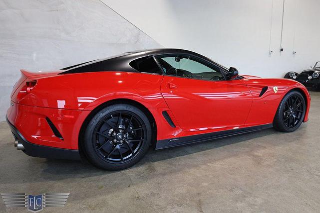 Photo of 2011 Rosso Corsa / Nero Opaco Ferrari 599 GTB Fiorano
